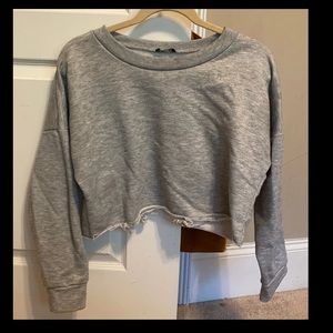 Cropped grey sweater